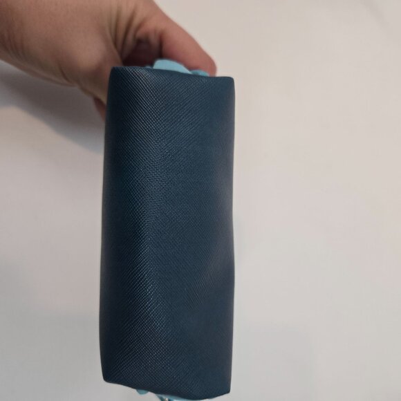 Oscardo Maxine Noel Mother Earth Cosmetic Bag 3 Piece Set First Nations Artist - Picture 8 of 12